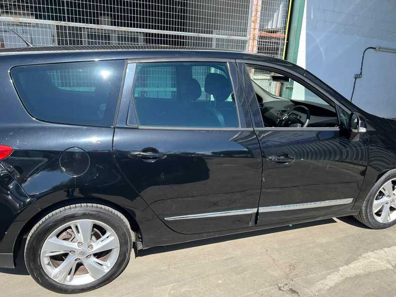 2013 Renault Scenic 1,5L 2013 Cyprus