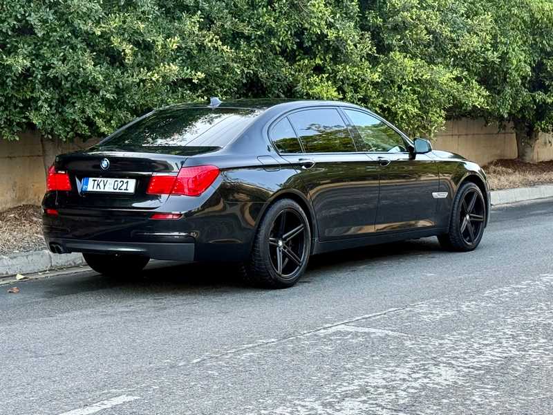 2011 BMW 7-Series 3,0L 2011 Cyprus