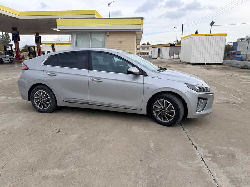 2021 Hyundai IONIQ Electric 2021 Cyprus