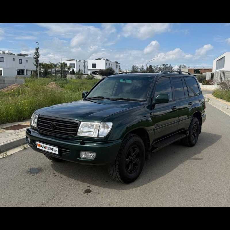 2000 Toyota Land Cruiser VX100 4,8L 2000 Cyprus