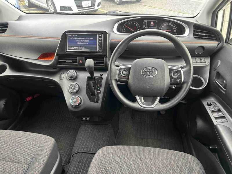 2022 Toyota Sienta 1,5L 2022 Cyprus