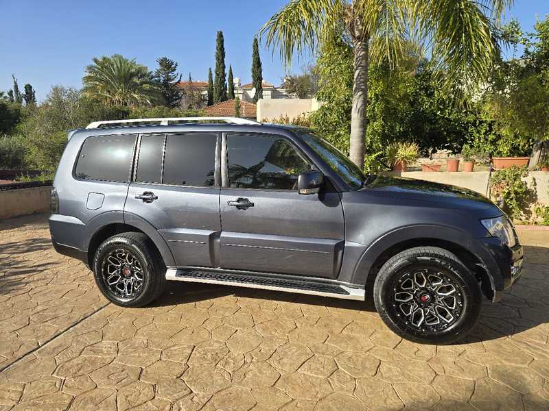 2008 Mitsubishi Pajero 3,2L 2008 Cyprus