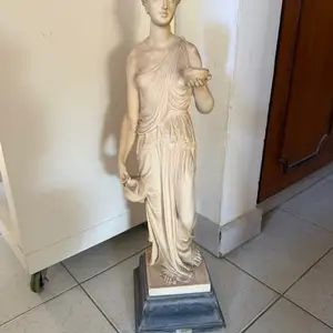 Goddess statue 60cm, Limassol — Limassol - Mesa Geitonia