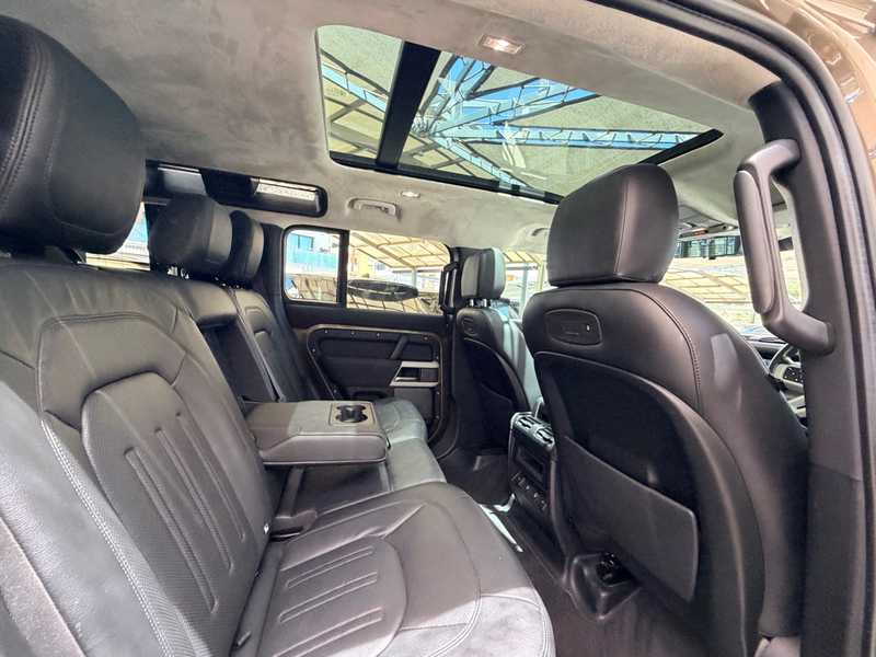 2021 Land Rover Defender 3,0L 2021 Cyprus