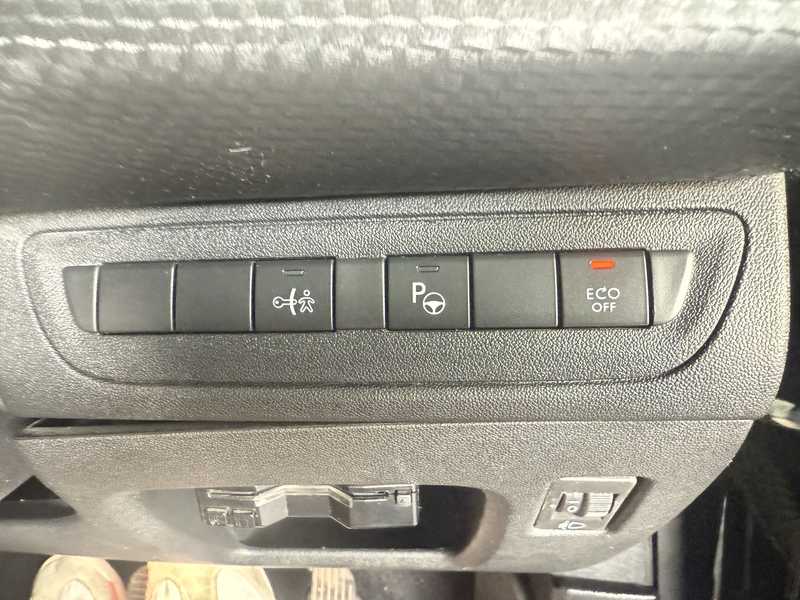 2019 Peugeot 208 1,2L 2019 Cyprus