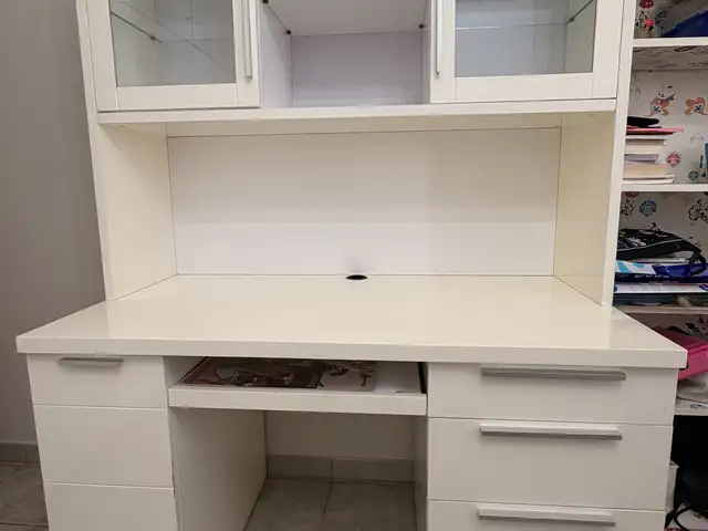 Modern white computer/ study desk unit with glass hutch & drawers, Nicosia — Lakatameia - Archangelos-Anthoupoli