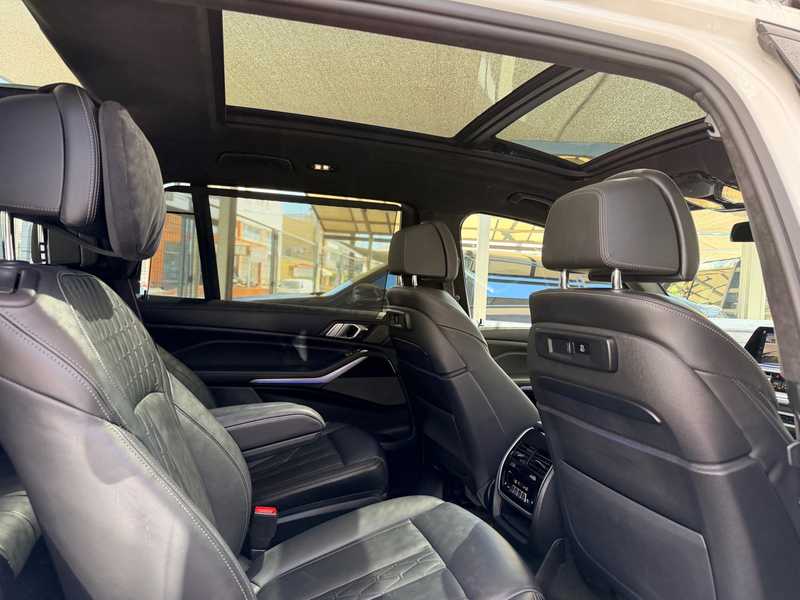 2021 BMW X7 4,4L 2021 Cyprus