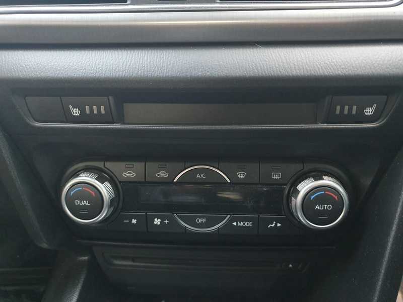 2016 Mazda Axela 2,2L 2016 Cyprus
