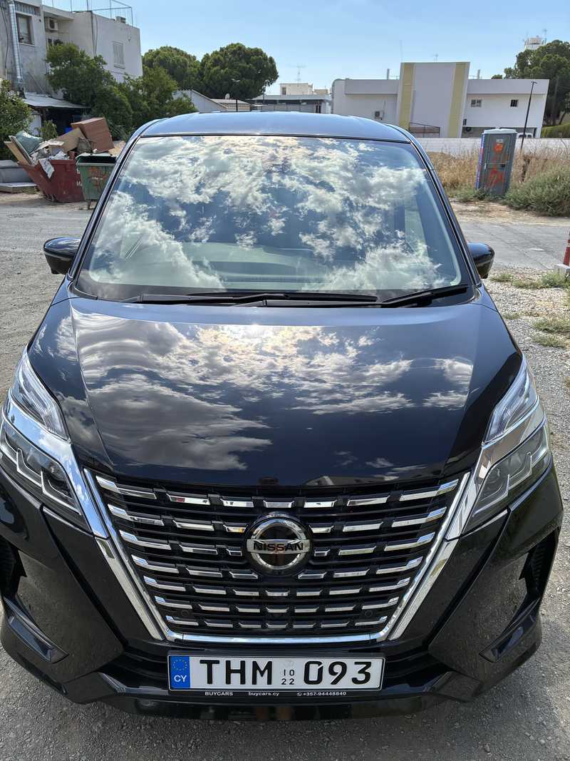 2022 Nissan Serena 2,0L 2022 Cyprus