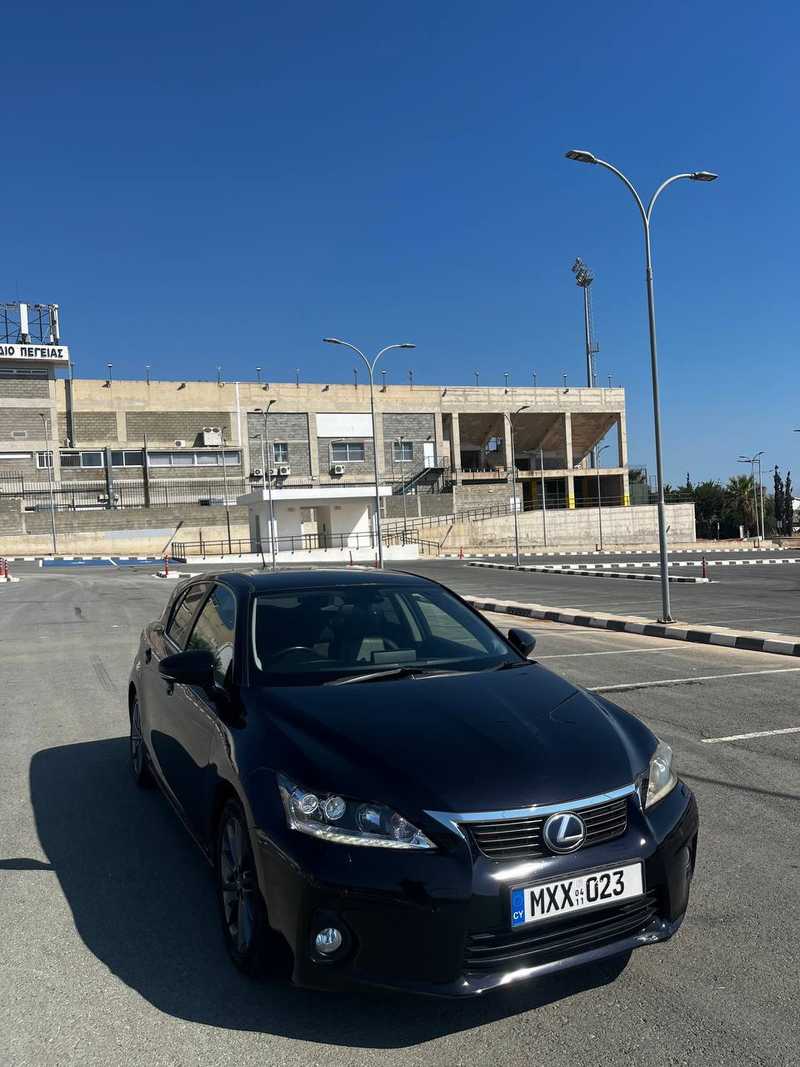 Lexus CT 1,8L 2011
