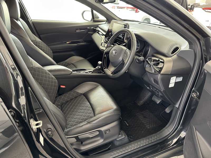 2023 Toyota C-HR 1,8L 2023 Cyprus