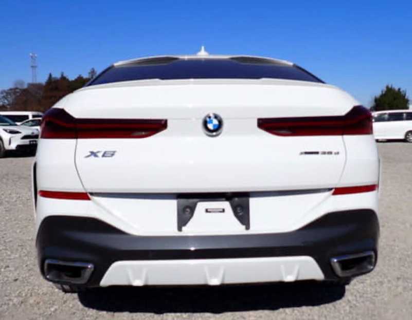 2021 BMW X6 3,0L 2021 Cyprus