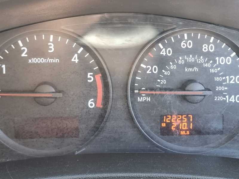 2013 Nissan Navara 2,5L 2013 Cyprus