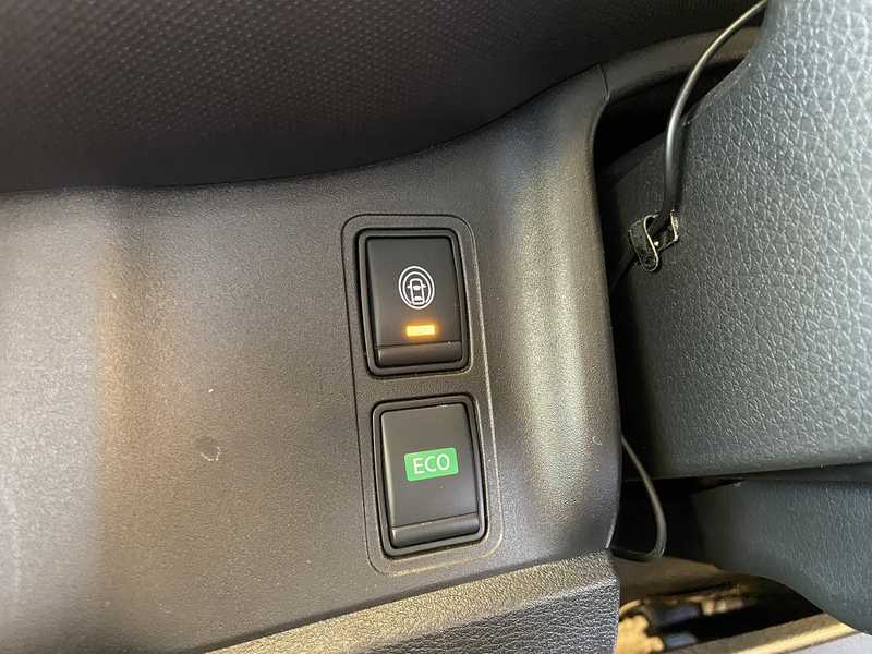 2022 Nissan Serena 2,0L 2022 Cyprus