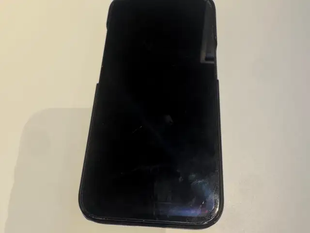 Iphone 13, Επαρχία Πάφου — Πάφος - Μούτταλος
