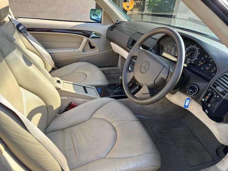 1997 Mercedes-Benz SL-Class 2,8L 1997 Cyprus