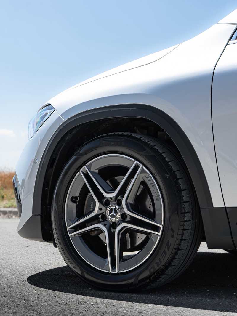 2021 Mercedes-Benz GLA-Class 2,0L 2021 Cyprus