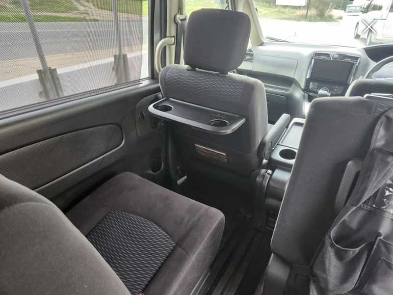 2014 Nissan Serena 2,0L 2014 Cyprus