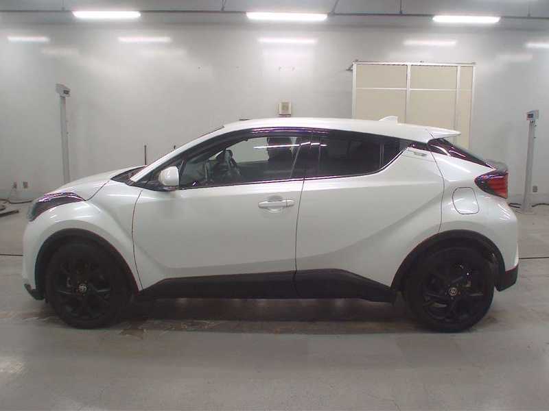 2022 Toyota C-HR 1,8L 2022 Cyprus