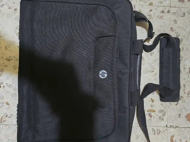 Bag hp for 17 inches maximum laptop, Paphos — Paphos - Kato Paphos