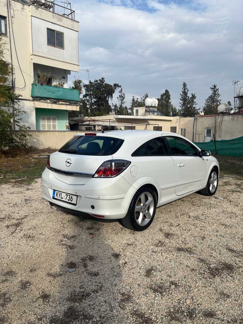 Opel, Vauxhall Astra 1,6L 2010
