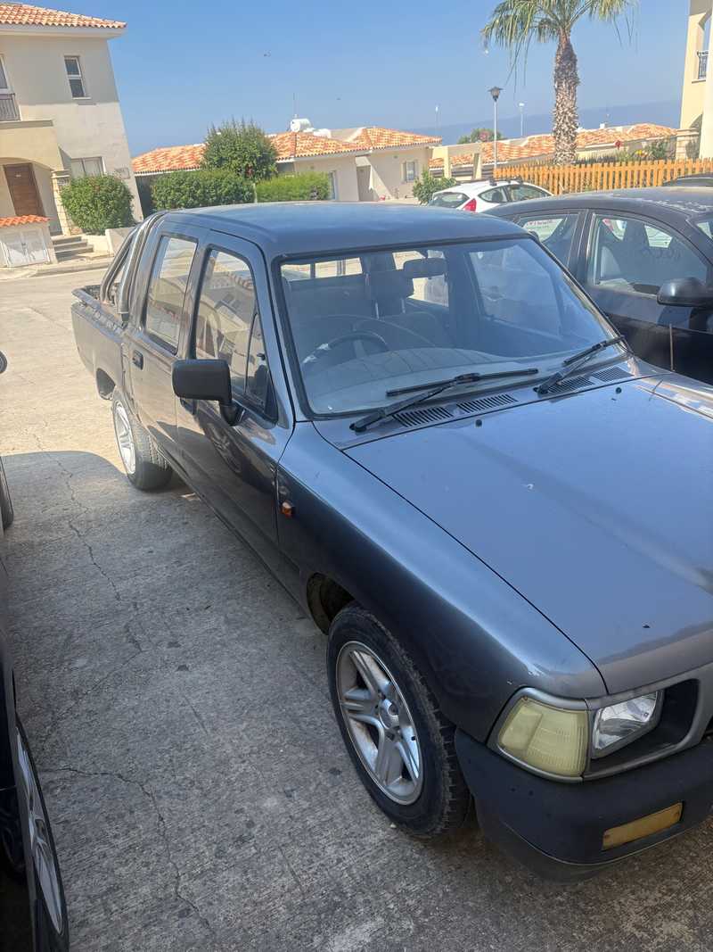 1992 Toyota Hilux 2,4L 1992 Cyprus