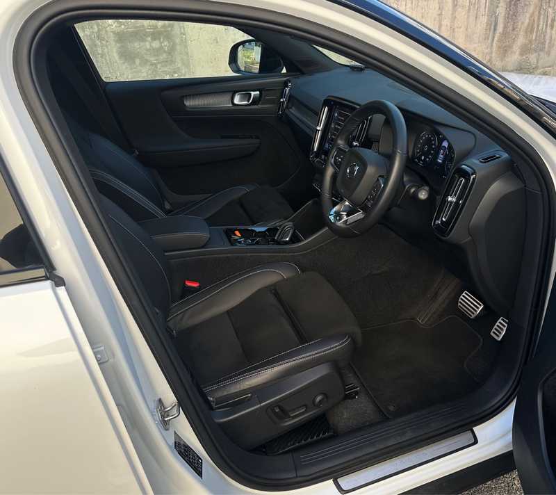 2022 Volvo XC40 2,0L 2022 Cyprus