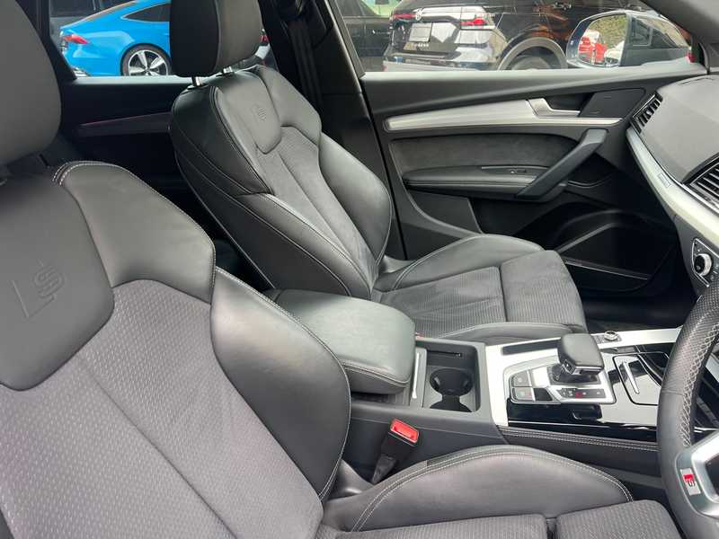2022 Audi Q5 2,0L 2022 Cyprus