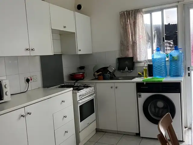 Room, Επαρχία Λευκωσίας — Άγιοι Ομολογητές - 2