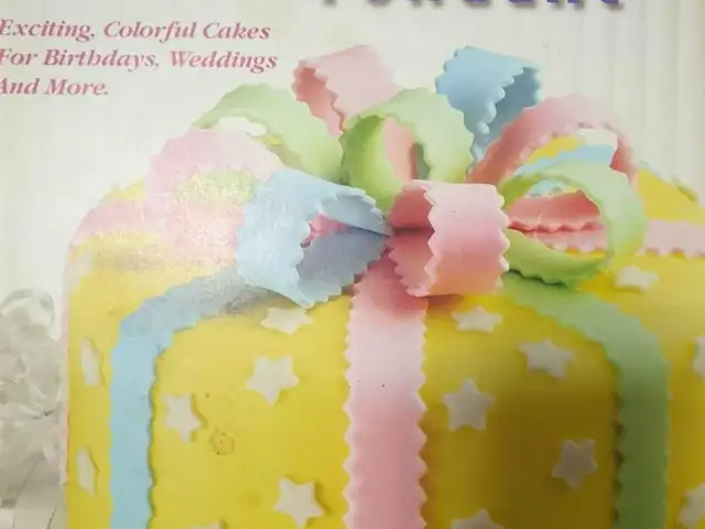 Wilton Celebrate With fondant βιβλιο Ζαχαροτεχνικής, Επαρχία Λάρνακας — Αθιένου