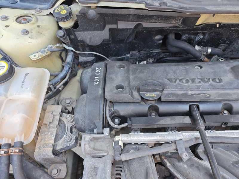 2005 Volvo S40 1,6L 2005 Cyprus