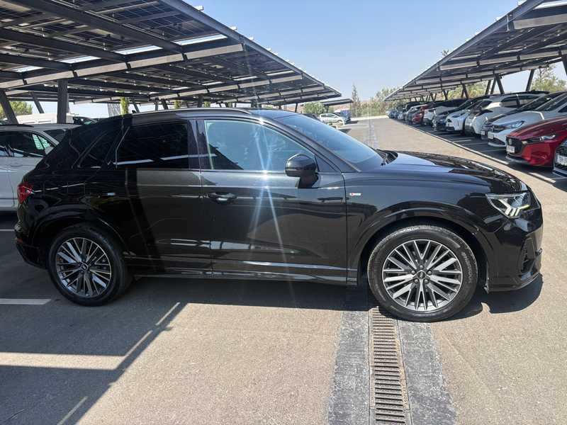2021 Audi Q3 1,5L 2021 Cyprus