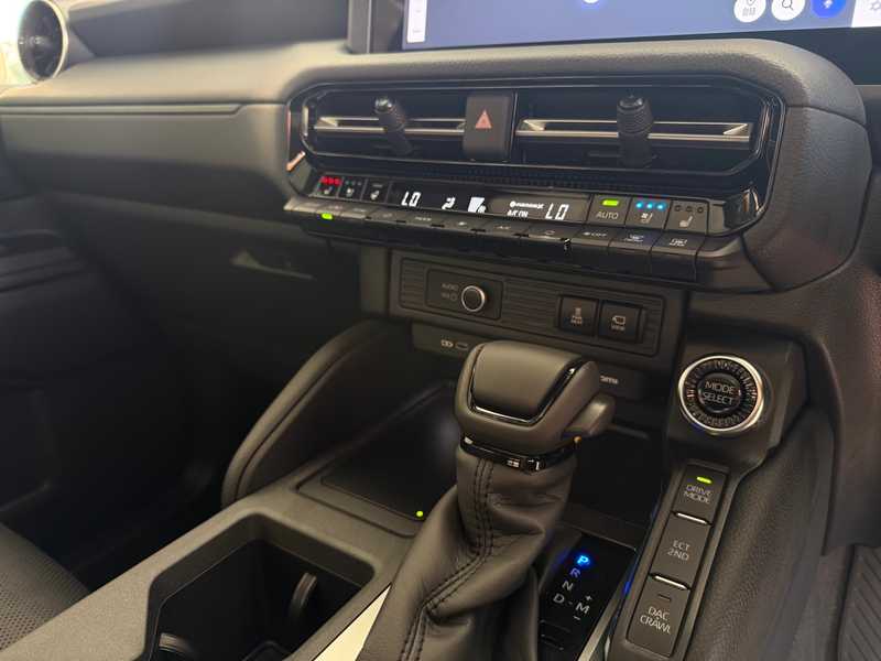 2025 Toyota Land Cruiser 250 2,8L 2025 Cyprus