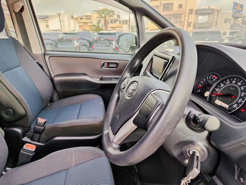 2021 Toyota Noah 2,0L 2021 Cyprus