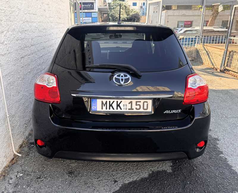 2010 Toyota Auris 1,5L 2010 Cyprus