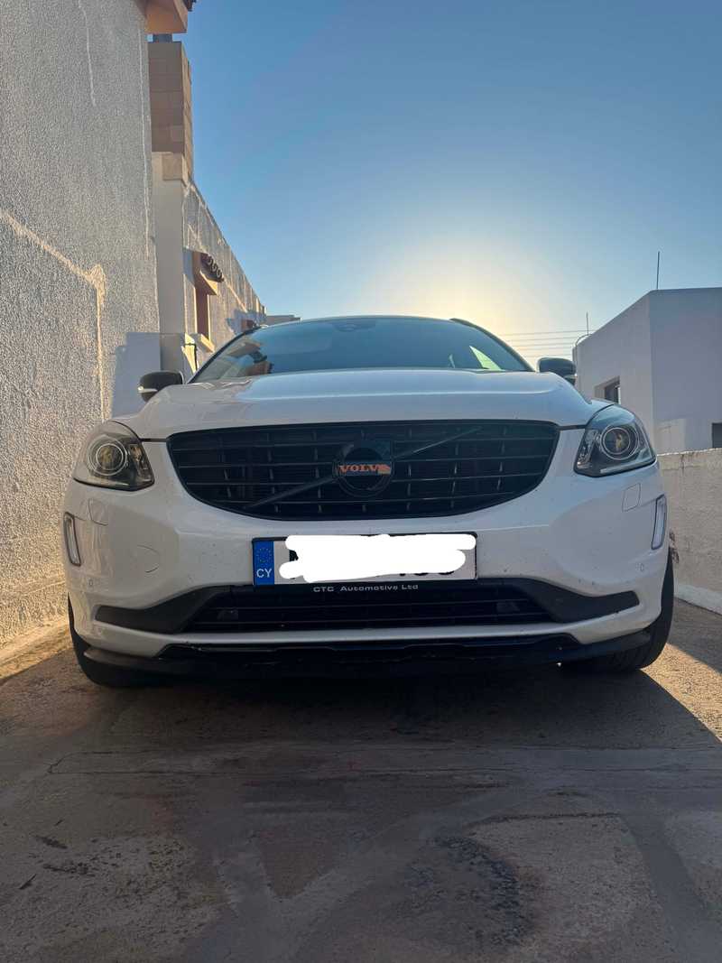 2017 Volvo XC60 6,4L 2017 Cyprus