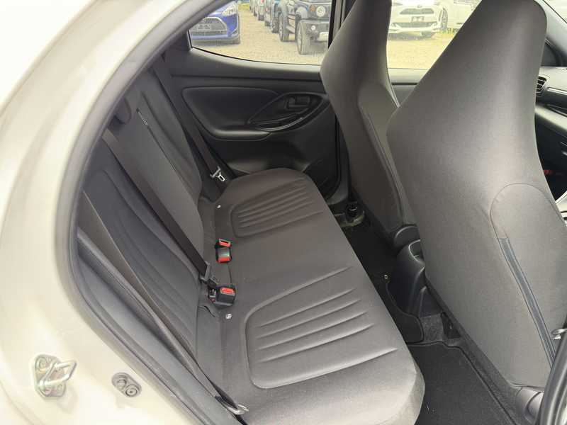 2022 Toyota Yaris 1,5L 2022 Cyprus