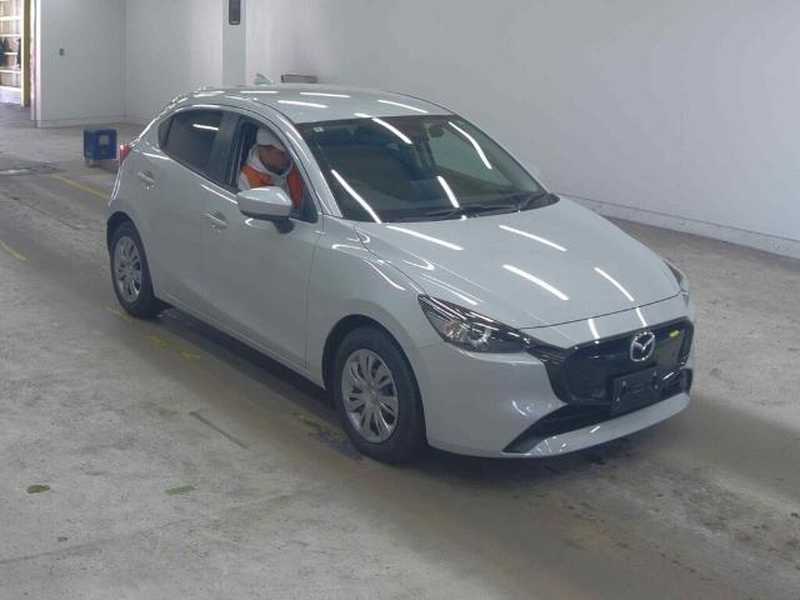 Mazda 2 1,5L 2025
