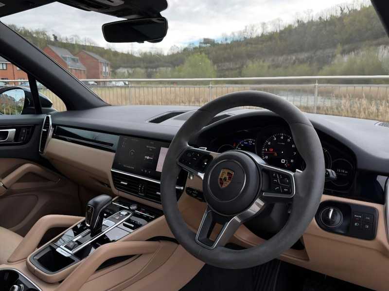 2022 Porsche Cayenne 3,0L 2022 Cyprus