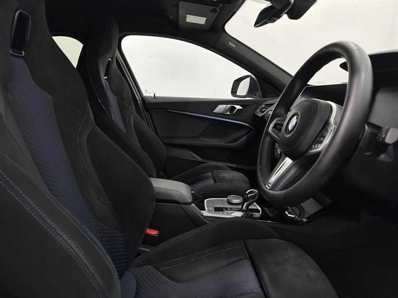 2022 BMW M135 2,0L 2022 Cyprus