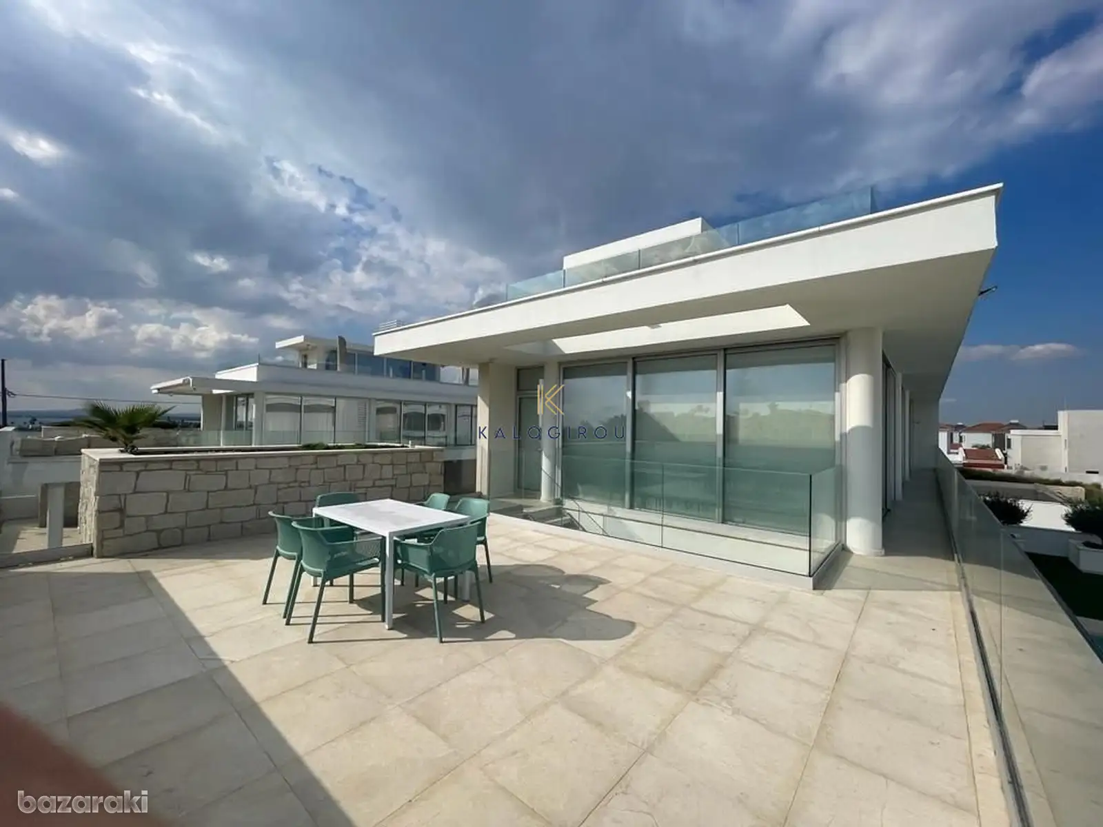 House, 4 bedrooms — 8