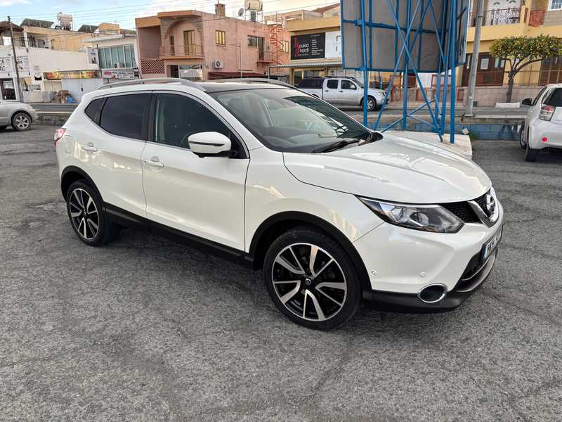 2015 Nissan Qashqai 1,6L 2015 Cyprus