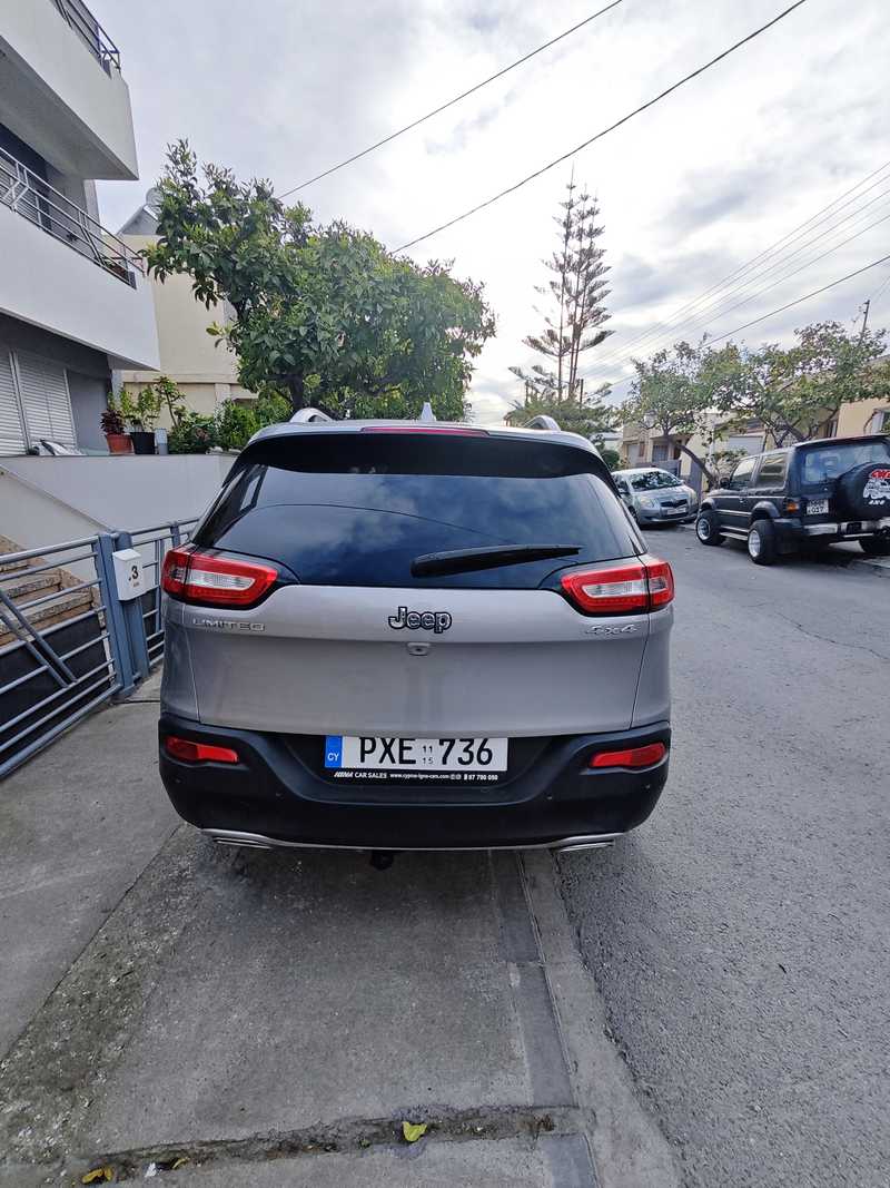 2015 Jeep Cherokee 2,0L 2015 Cyprus