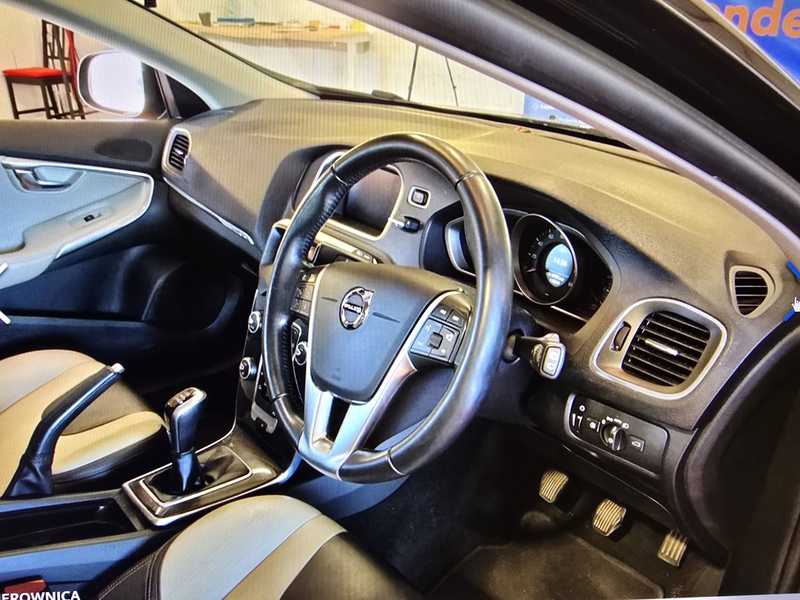 2017 Volvo V40 1,9L 2017 Cyprus