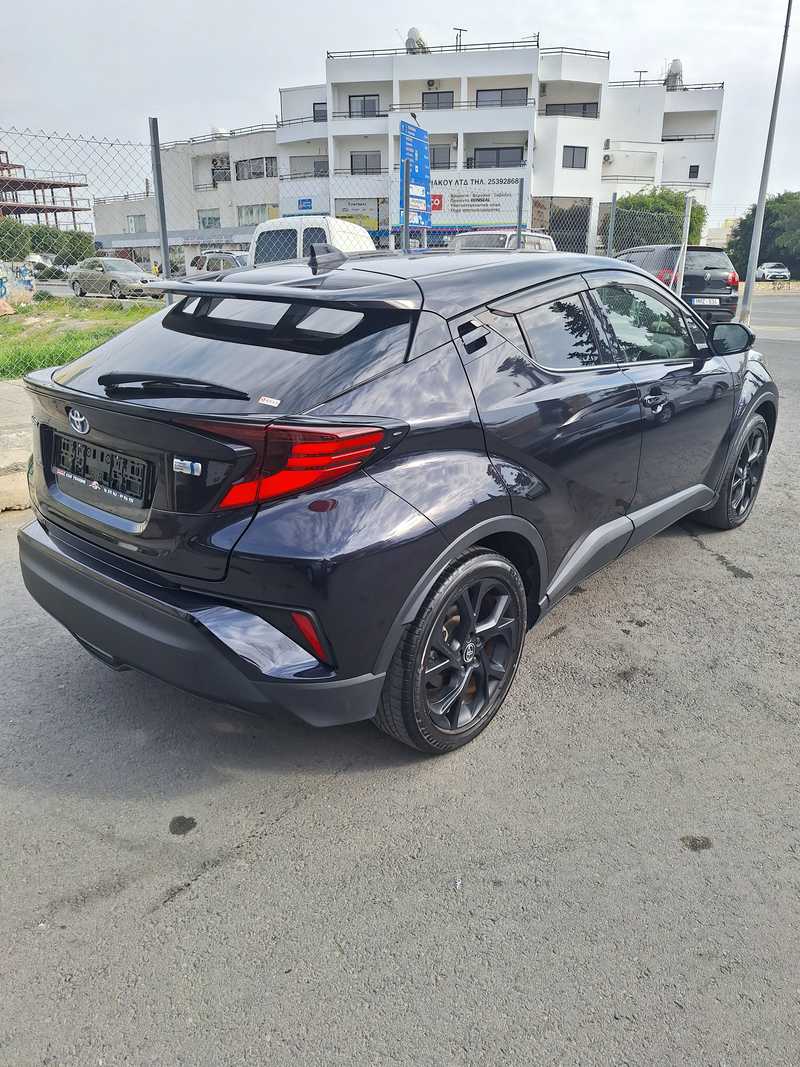 2022 Toyota C-HR 1,8L 2022 Cyprus