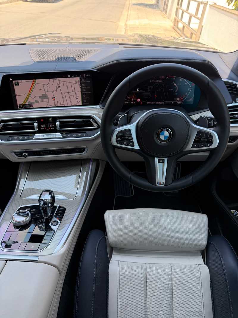 2021 BMW X7 4,4L 2021 Cyprus