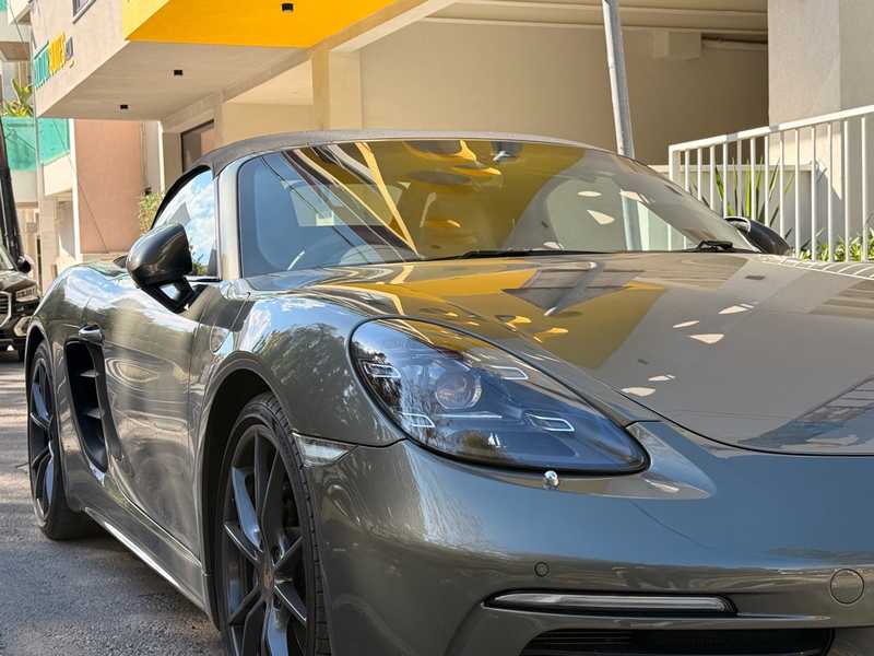 2021 Porsche 718 2,0L 2021 Cyprus