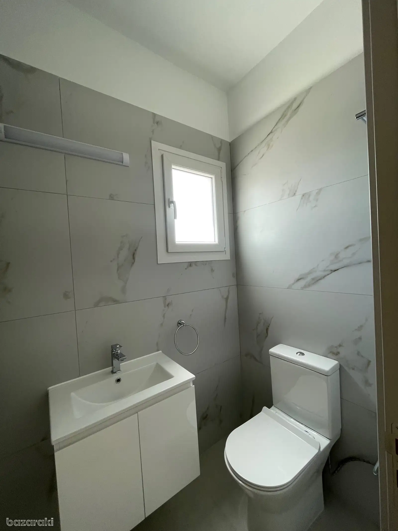House, 3 bedrooms — 12