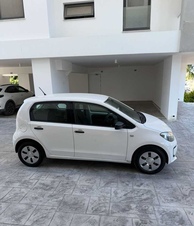 2014 Volkswagen UP 1,0L 2014 Cyprus