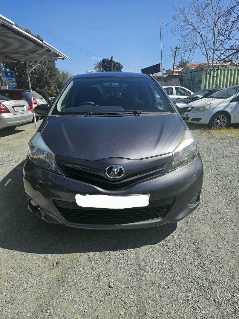 Toyota Vitz 1,3L 2011